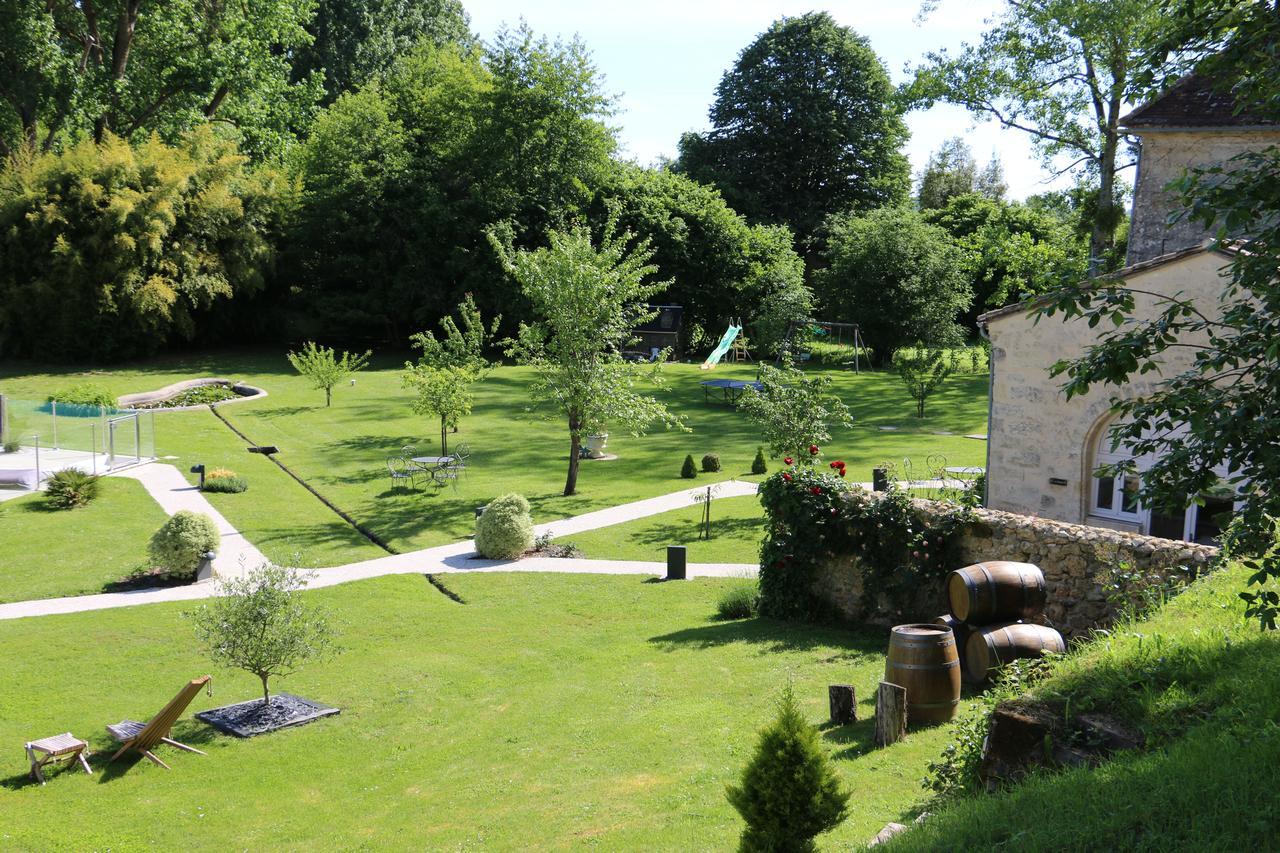 Chateau De Courtebotte Saint-Jean-de-Blaignac Luaran gambar